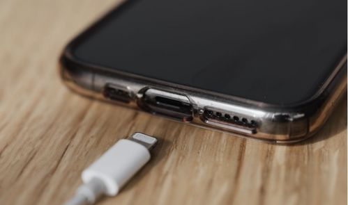 数据线为何不能乱用 iPhone数据线影响充电速度吗？